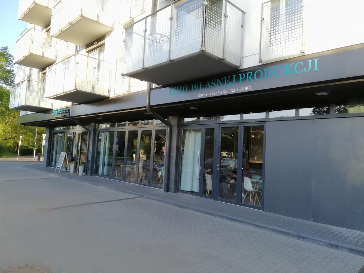 Апартаменты Karmazynowy Apartament Nad Morzem Колобжег Экстерьер фото